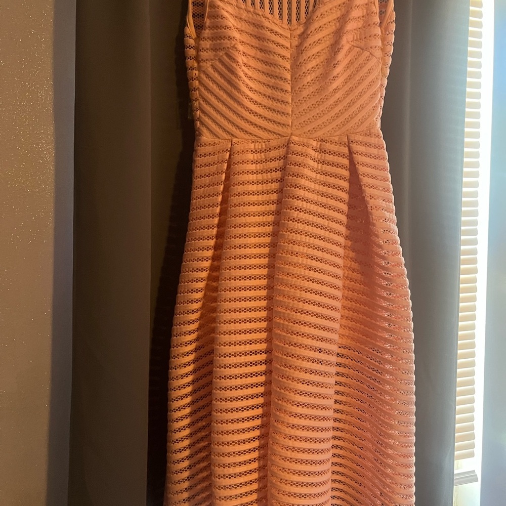 Elegant Pink Sleeveless Dress